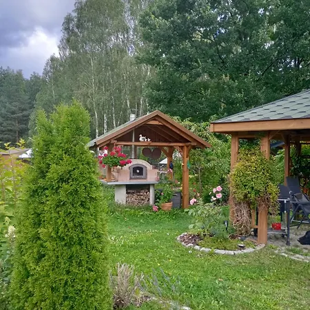 Letniak Pod Debami Будинок відпочинку *